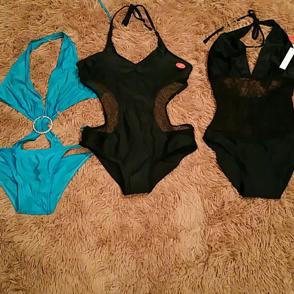 Bundle on womens bathing suits